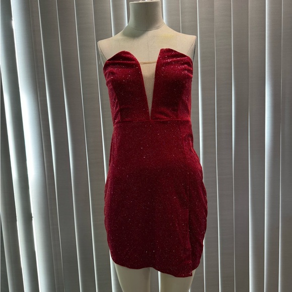 🌸AMTIUOS red glitter strap dress ✨ - Picture 2 of 7